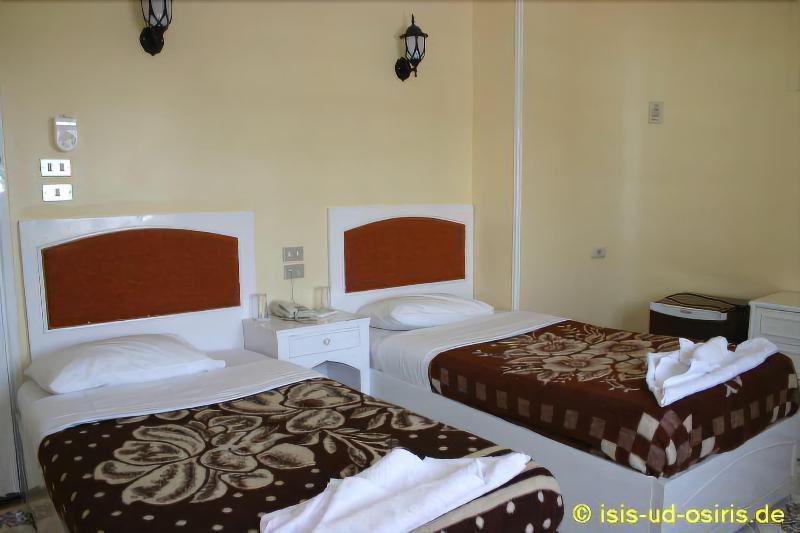 Nile Valley Hotel Luxor Buitenkant foto