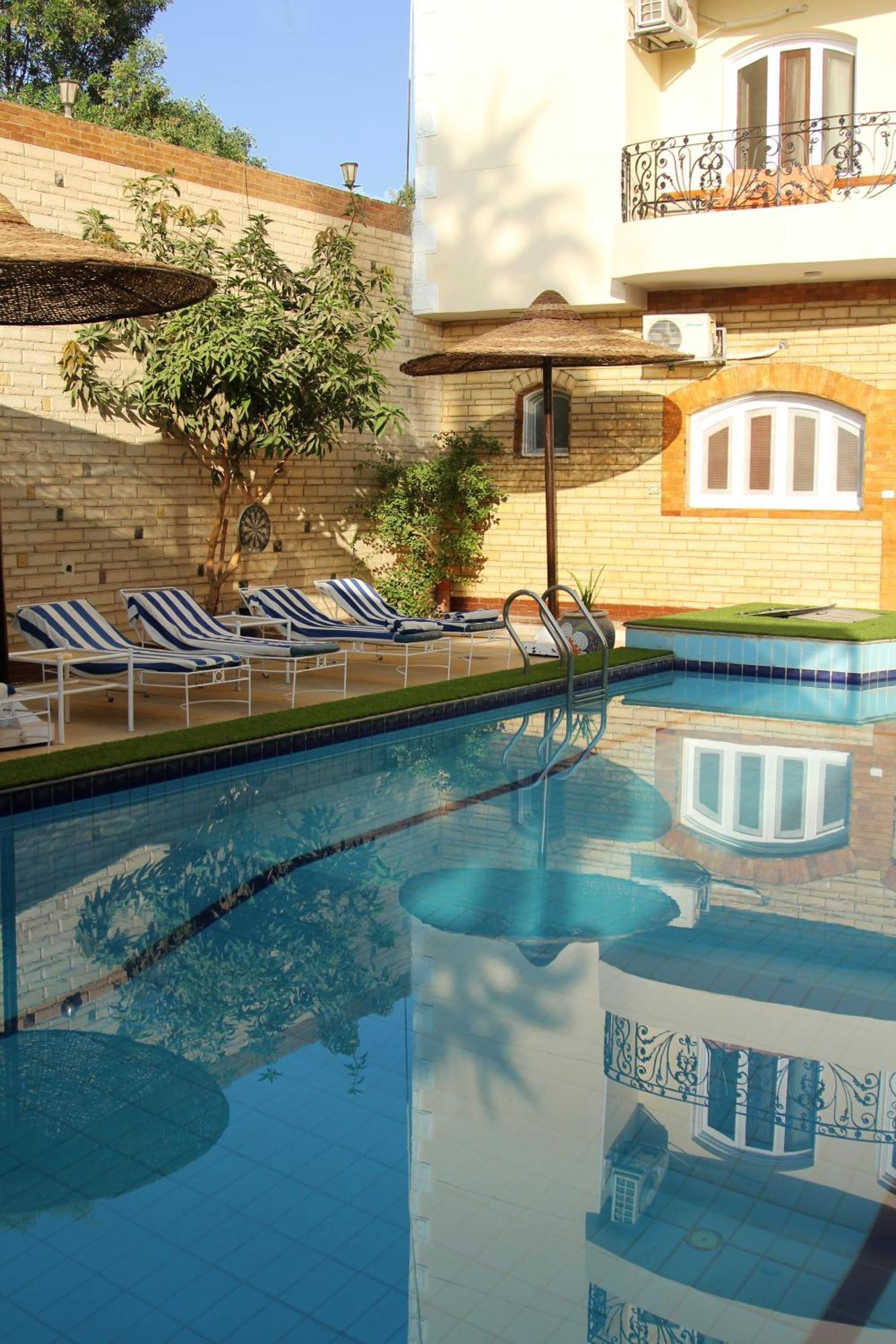 Nile Valley Hotel Luxor Buitenkant foto
