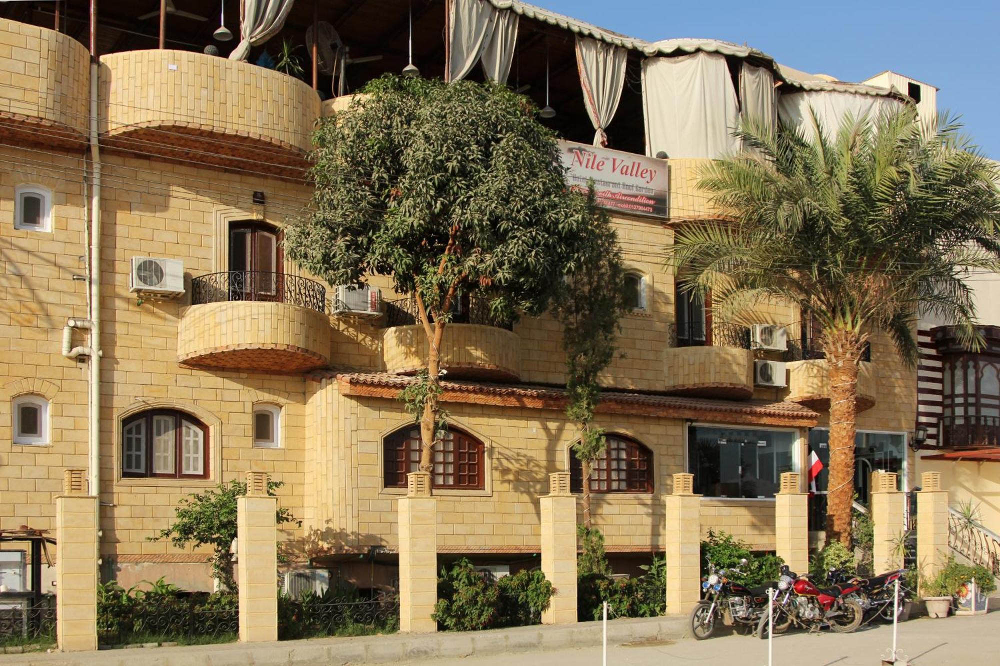 Nile Valley Hotel Luxor Buitenkant foto