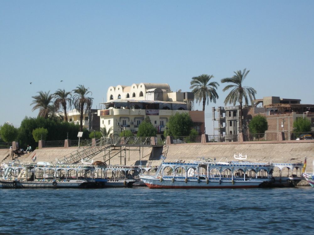 Nile Valley Hotel Luxor Buitenkant foto
